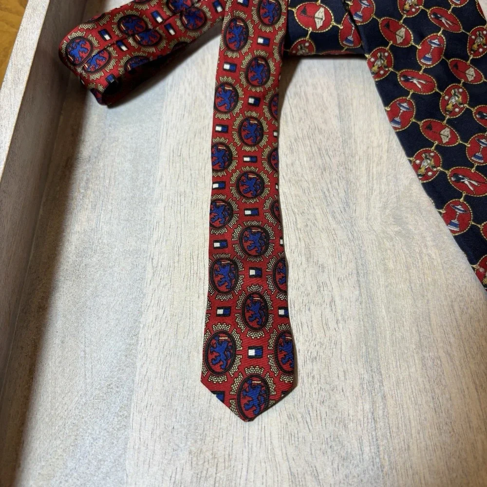 Tommy Hilfiger Adult Tie Red Golfer Golf 100% Italian Silk‎ Made in USA Men's